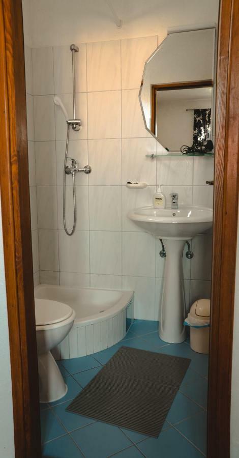 Njofra Banj Apartment Екстериор снимка