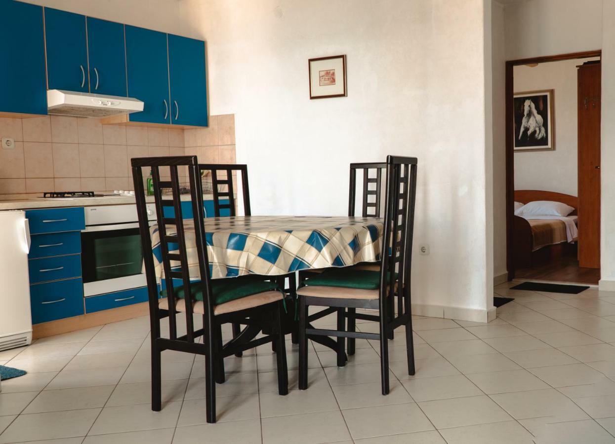 Njofra Banj Apartment Екстериор снимка